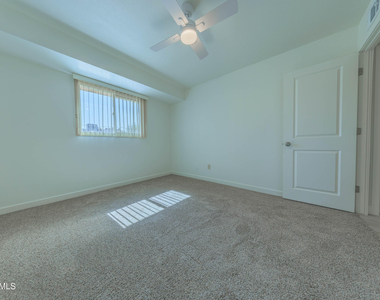 4558 N 15th Avenue - Photo Thumbnail 29