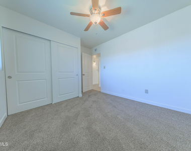 4558 N 15th Avenue - Photo Thumbnail 41
