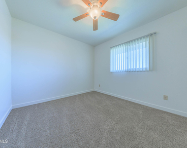 4558 N 15th Avenue - Photo Thumbnail 40