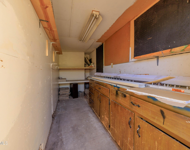 4558 N 15th Avenue - Photo Thumbnail 45