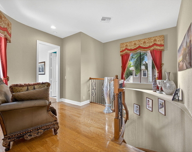 3501 Collonade Drive - Photo Thumbnail 18