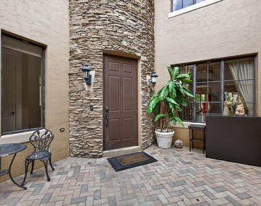 3501 Collonade Drive - Photo Thumbnail 2