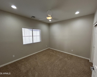 5411 W Rowel Road - Photo Thumbnail 19