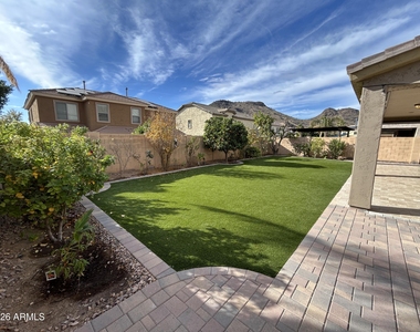 5411 W Rowel Road - Photo Thumbnail 27