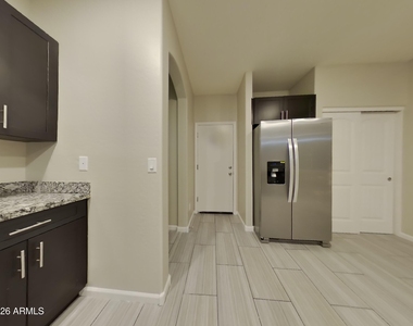 12573 W Via Dona Road - Photo Thumbnail 5
