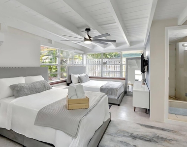 2809 Nw 7th Avenue - Photo Thumbnail 20