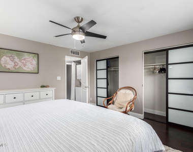 8241 N Central Avenue - Photo Thumbnail 10