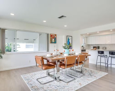 124 Sw 2nd Street - Photo Thumbnail 7