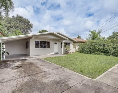 124 Sw 2nd Street - Photo Thumbnail 1
