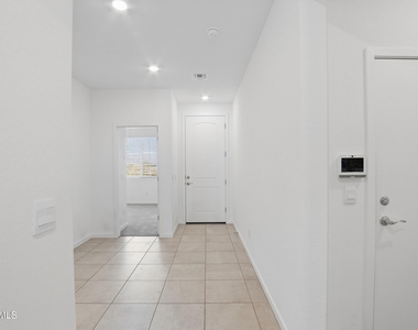 25293 W Wayland Drive - Photo Thumbnail 2