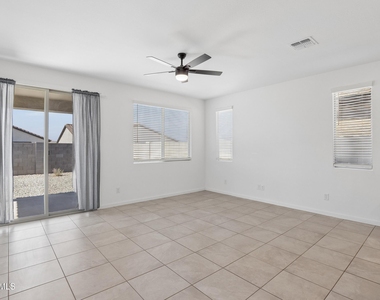25293 W Wayland Drive - Photo Thumbnail 14