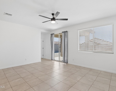 25293 W Wayland Drive - Photo Thumbnail 13