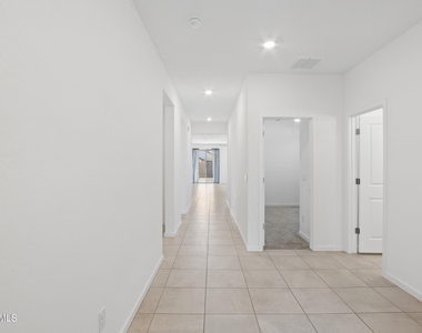 25293 W Wayland Drive - Photo Thumbnail 1