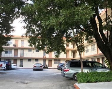 649 Sw 9th Street - Photo Thumbnail 8