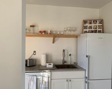 649 Sw 9th Street - Photo Thumbnail 4