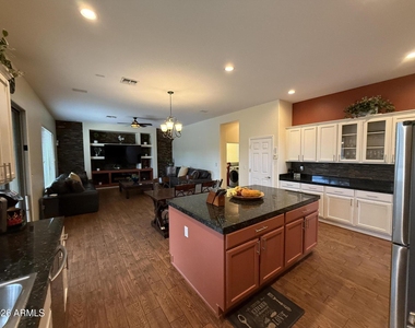 2245 W Clearview Trail - Photo Thumbnail 59