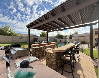 2245 W Clearview Trail - Photo Thumbnail 92