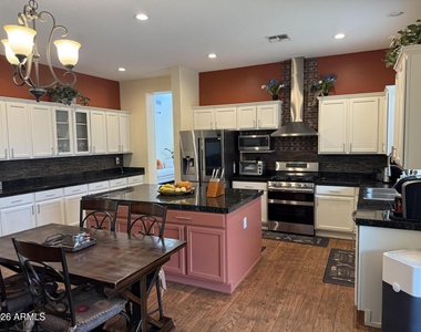 2245 W Clearview Trail - Photo Thumbnail 49