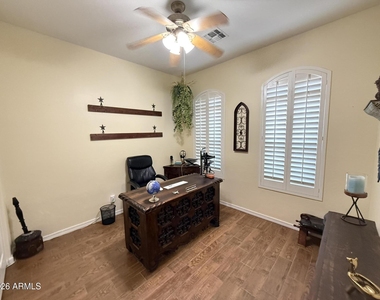 2245 W Clearview Trail - Photo Thumbnail 36