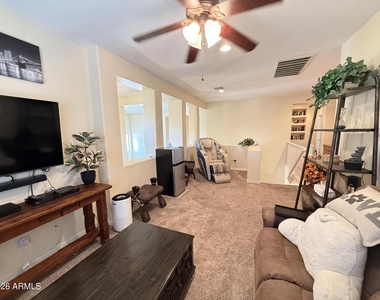 2245 W Clearview Trail - Photo Thumbnail 12