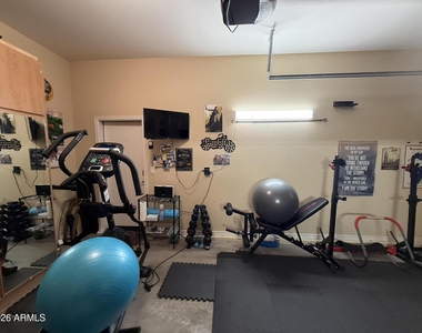 2245 W Clearview Trail - Photo Thumbnail 42