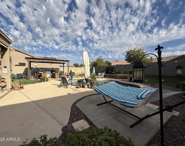 2245 W Clearview Trail - Photo Thumbnail 96