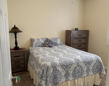 2245 W Clearview Trail - Photo Thumbnail 19
