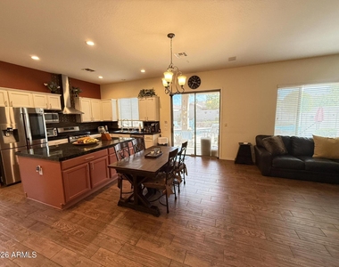 2245 W Clearview Trail - Photo Thumbnail 54