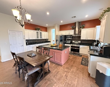 2245 W Clearview Trail - Photo Thumbnail 50