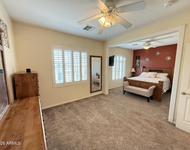 2245 W Clearview Trail - Photo Thumbnail 20