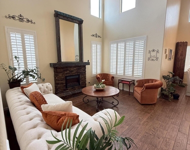 2245 W Clearview Trail - Photo Thumbnail 30