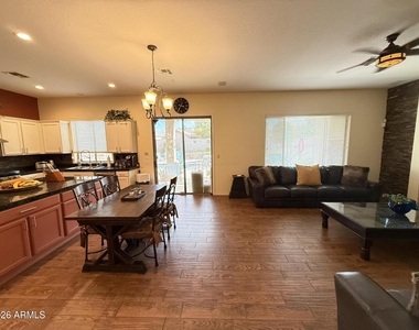 2245 W Clearview Trail - Photo Thumbnail 53