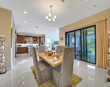 9345 Carrington Avenue - Photo Thumbnail 11