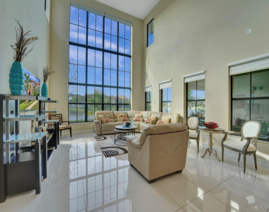 9345 Carrington Avenue - Photo Thumbnail 8