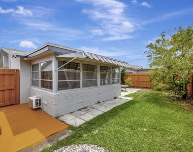 4901 Nw 27th Way - Photo Thumbnail 20