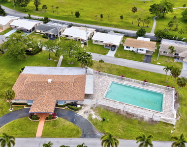 4901 Nw 27th Way - Photo Thumbnail 25