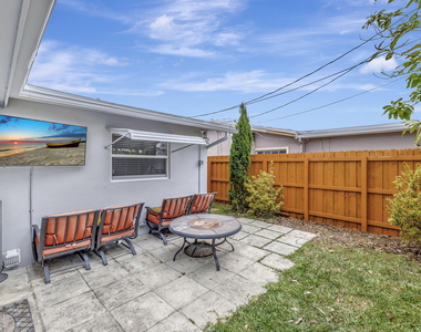 4901 Nw 27th Way - Photo Thumbnail 22