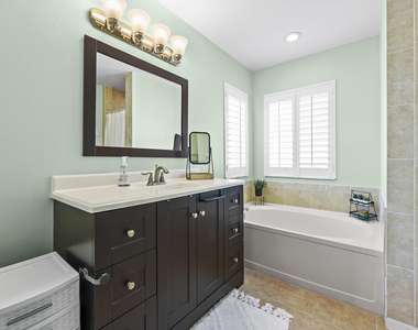 6238 Pompano Street - Photo Thumbnail 37
