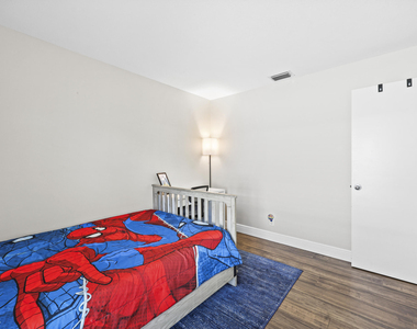 6238 Pompano Street - Photo Thumbnail 31