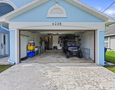 6238 Pompano Street - Photo Thumbnail 3