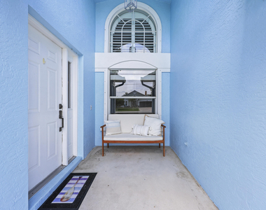 6238 Pompano Street - Photo Thumbnail 5