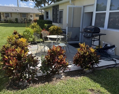 2531 W Barkley Dr Drive W - Photo Thumbnail 16