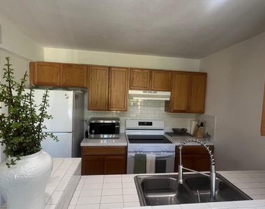 8055 E Thomas Road E - Photo Thumbnail 1