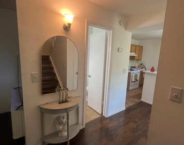 8055 E Thomas Road E - Photo Thumbnail 9