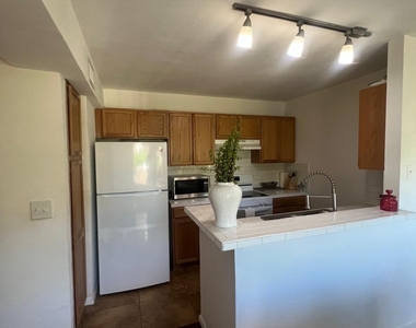 8055 E Thomas Road E - Photo Thumbnail 2