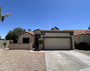 7511 W Kimberly Way - Photo Thumbnail 1