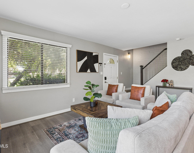 7845 E Valley Vista Drive - Photo Thumbnail 28