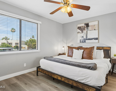 7845 E Valley Vista Drive - Photo Thumbnail 19