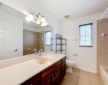 6416 Las Palmas Way - Photo Thumbnail 19