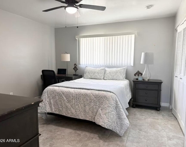 1115 E Fremont Drive - Photo Thumbnail 6